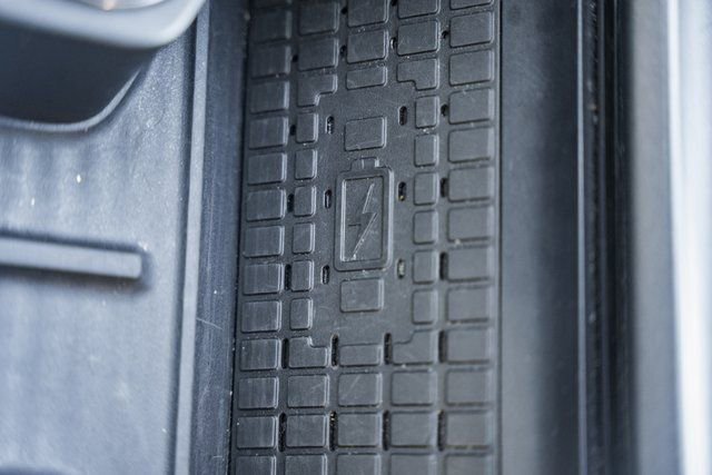 Used 2025 Ford Expedition Active image 41