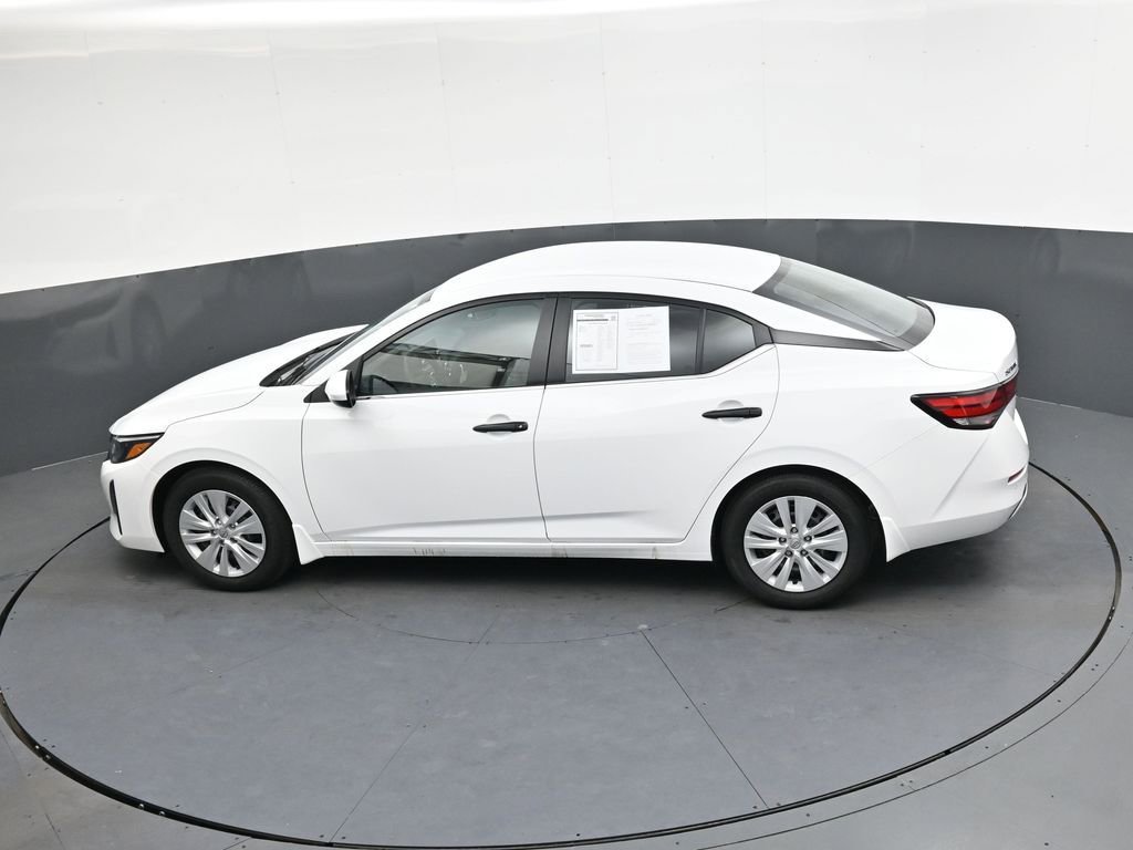 Certified 2025 Nissan Sentra S image 31