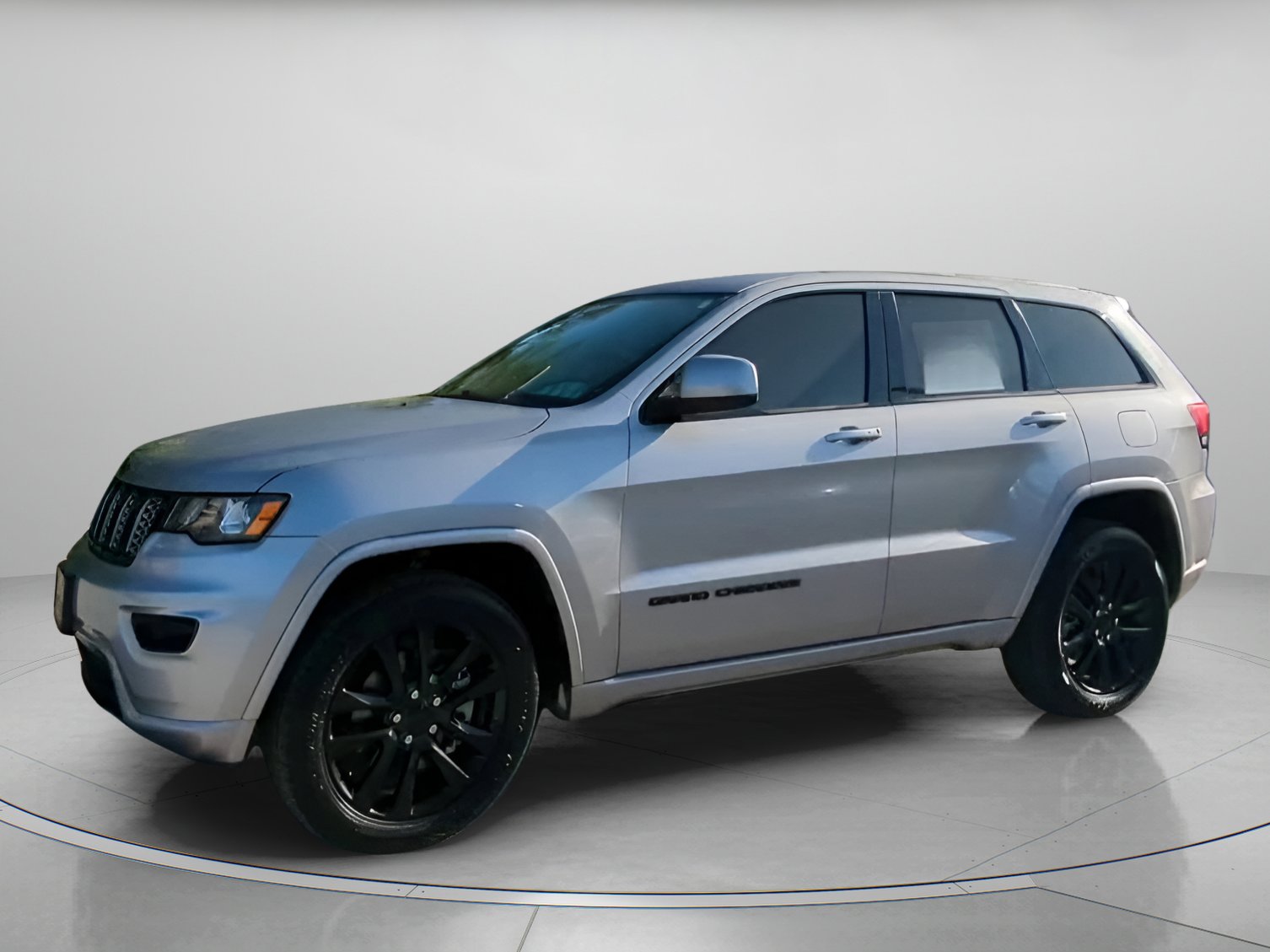 Used 2021 Jeep Grand Cherokee Laredo X image 13