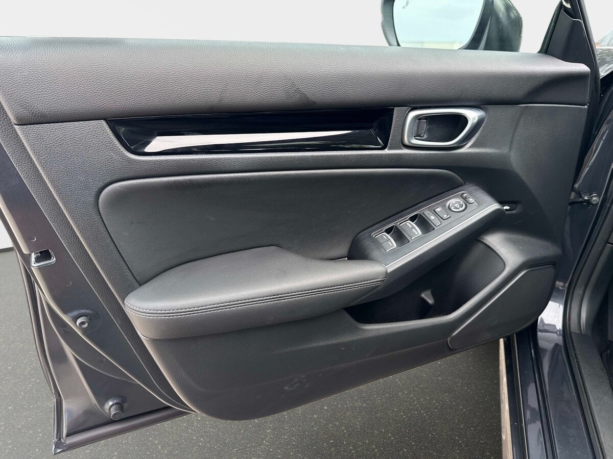 Used 2024 Honda Civic Touring image 15