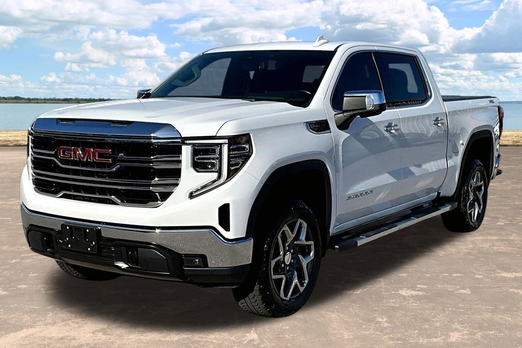 Used 2022 GMC Sierra 1500 SLT w/ SLT Premium Package image 4