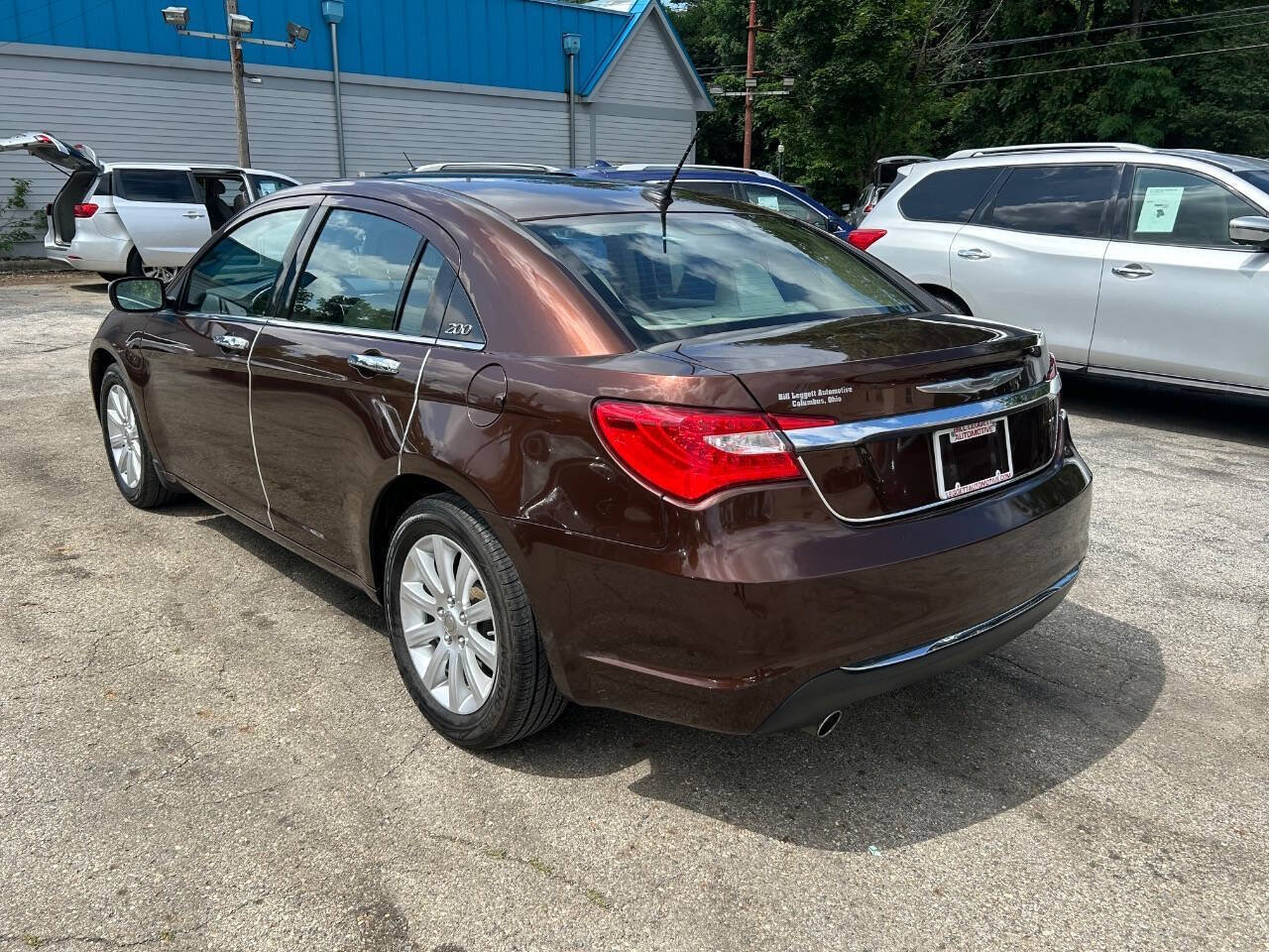 Used 2013 Chrysler 200 Limited FWD image 10