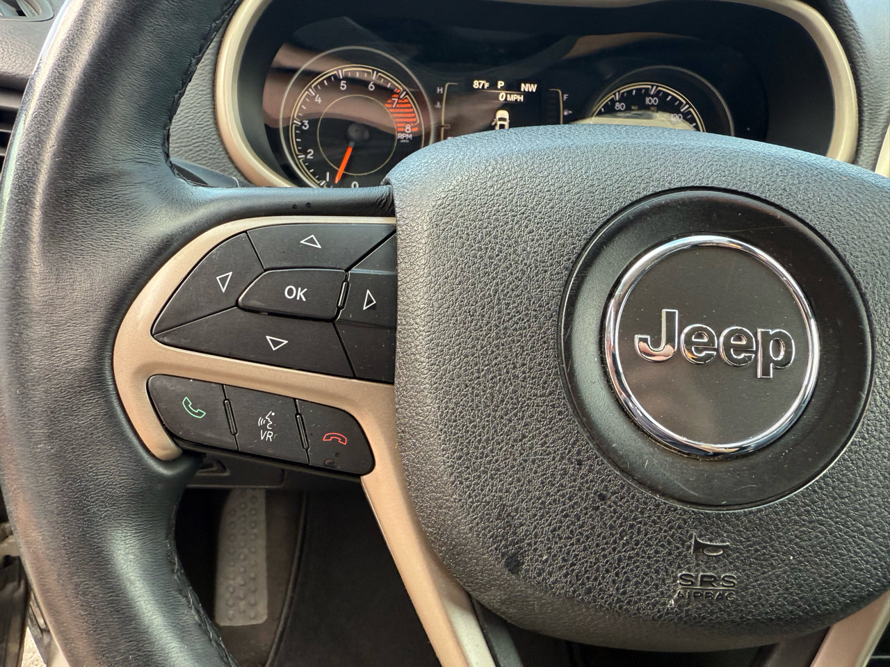 Used 2017 Jeep Cherokee Latitude w/ Safety/Convenience Group image 15