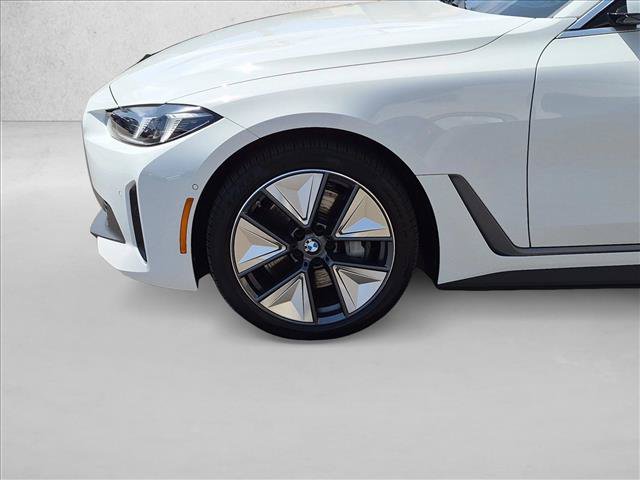 Used 2025 BMW i4 xDrive40i w/ Premium Package AWD/4WD image 25
