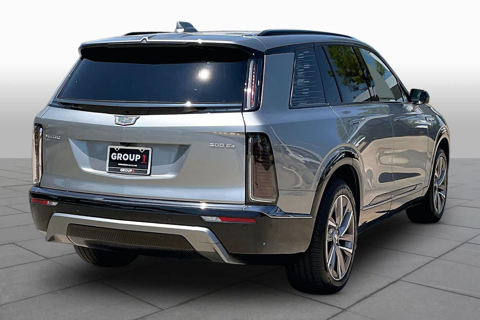 Used 2026 Cadillac Vistiq Sport w/ LPO, Floor Liner Package AWD/4WD image 12