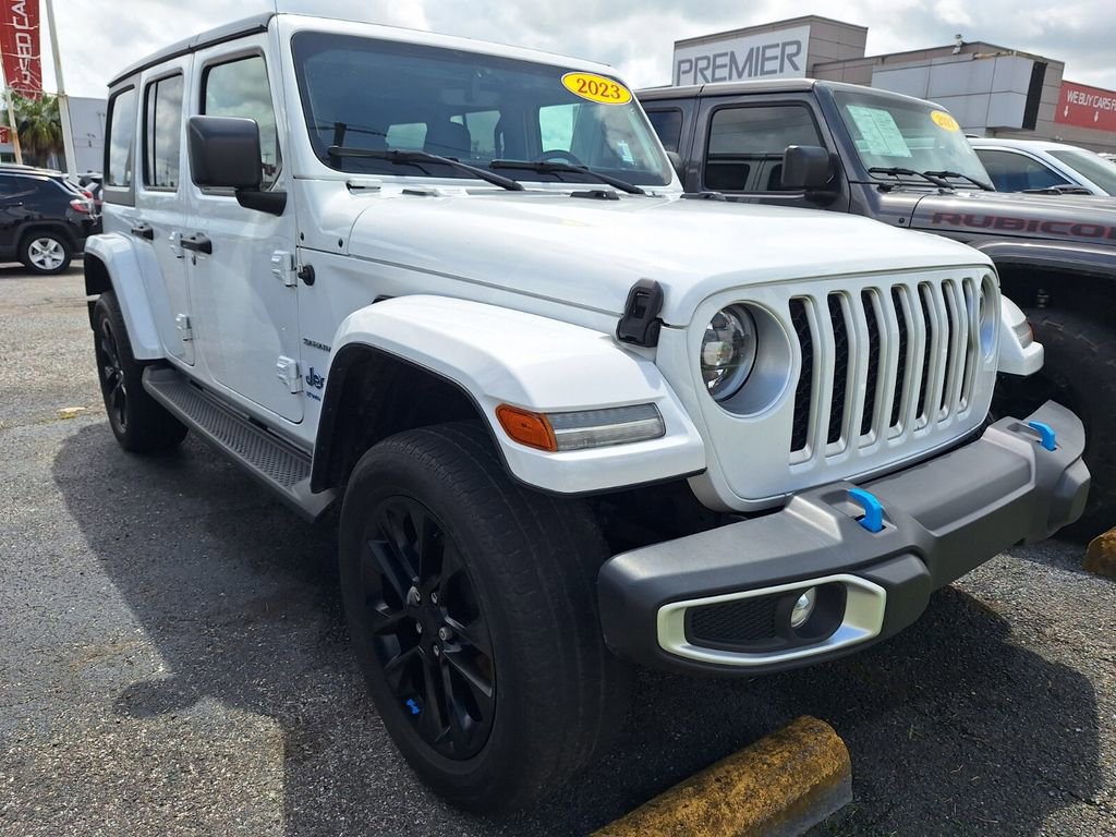 Used 2023 Jeep Wrangler Unlimited Sahara w/ Cold Weather Group AWD/4WD image 3