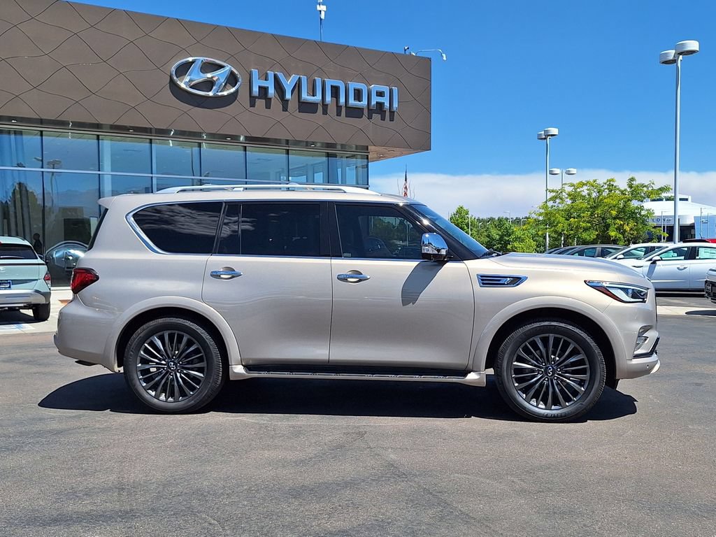 Used 2022 INFINITI QX80 Sensory w/ Cargo Package AWD/4WD image 2
