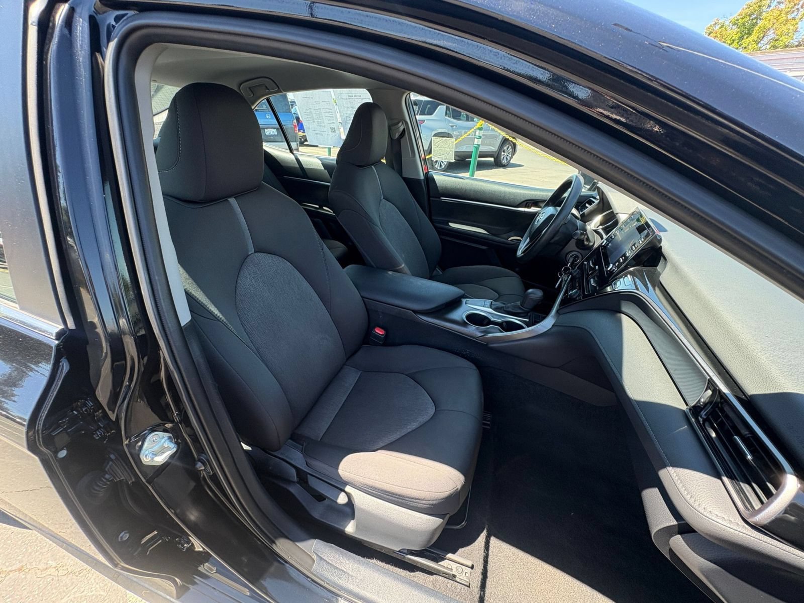 Used 2023 Toyota Camry LE FWD image 36