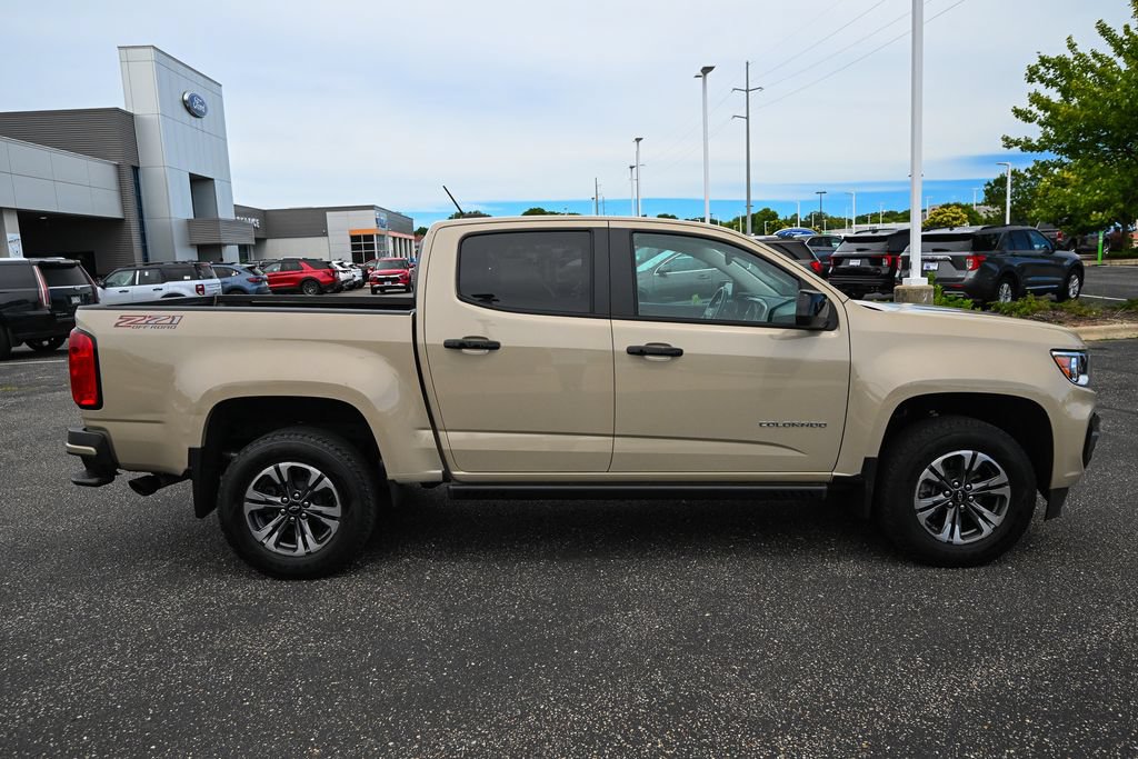 Used 2021 Chevrolet Colorado Z71 AWD/4WD image 3