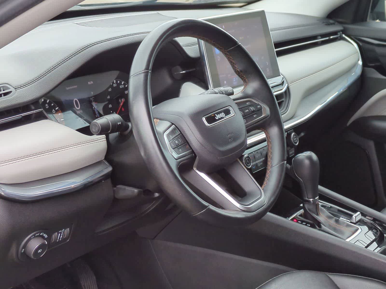 Used 2022 Jeep Compass Limited AWD/4WD image 10