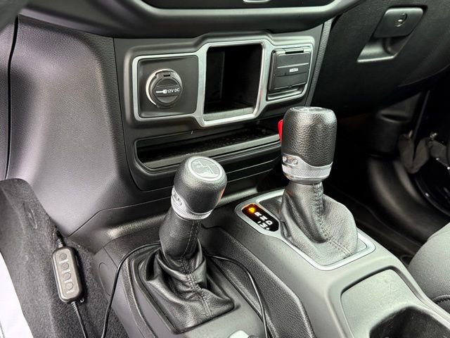 Used 2018 Jeep Wrangler Unlimited Sport AWD/4WD image 22