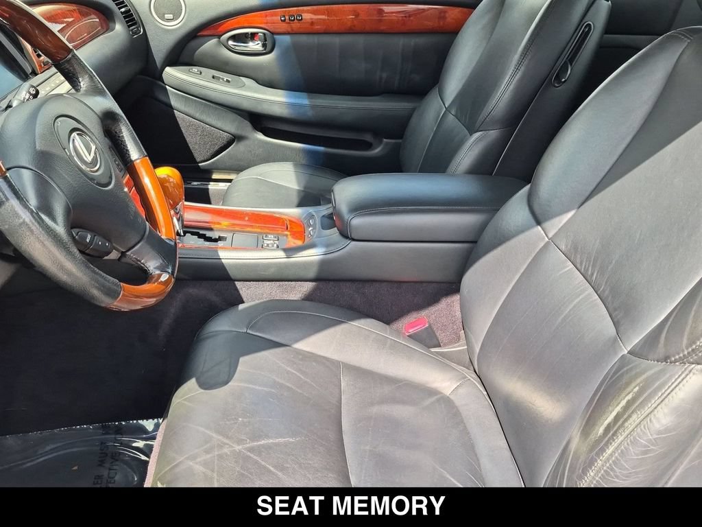 Used 2005 Lexus SC 430 Convertible w/ Preferred Accessory Pkg RWD image 15