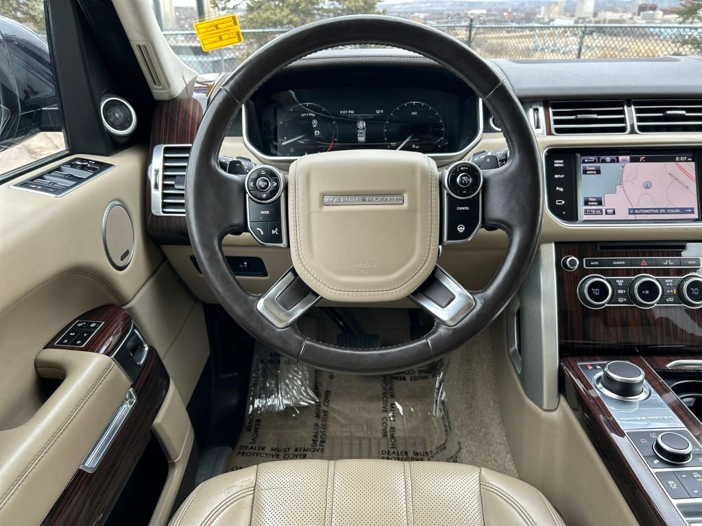 Used 2014 Land Rover Range Rover HSE image 10