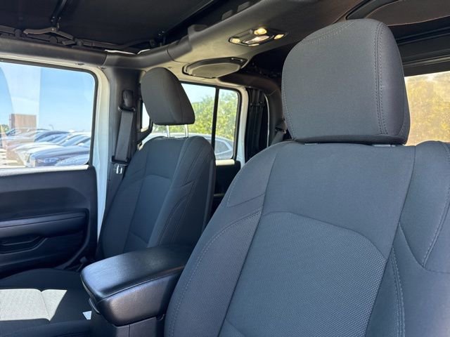 Used 2020 Jeep Gladiator Sport w/ Quick Order Package 24S image 13