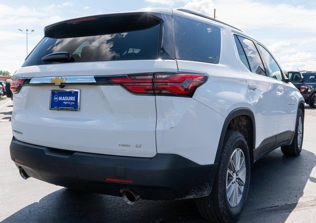 Used 2023 Chevrolet Traverse LT AWD/4WD image 6