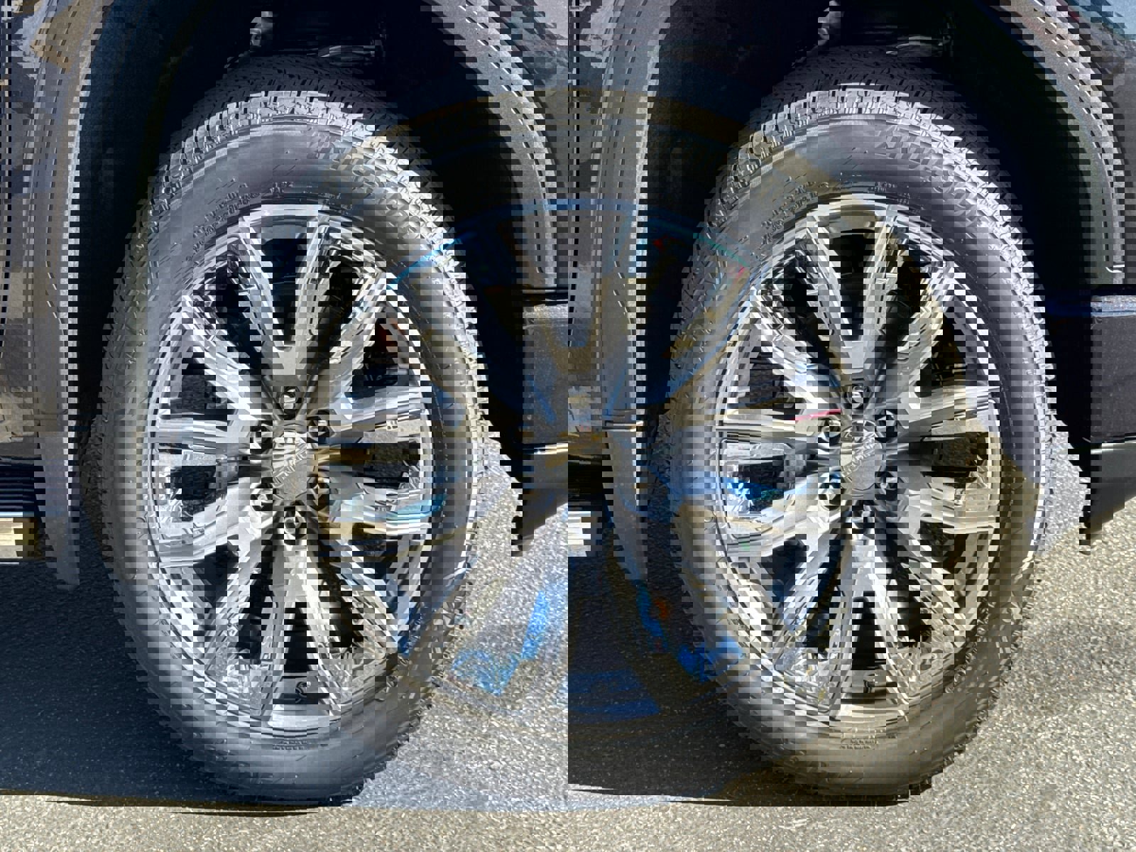 Used 2025 GMC Sierra 1500 Denali image 6