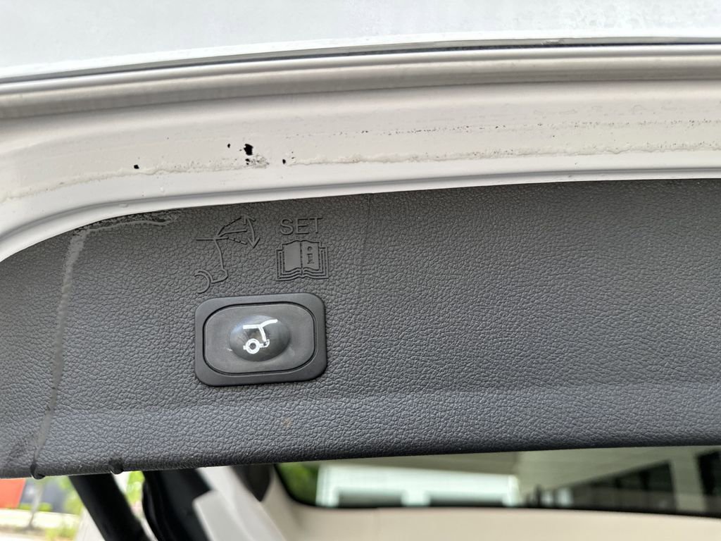 Used 2018 Ford Escape SEL AWD/4WD image 32