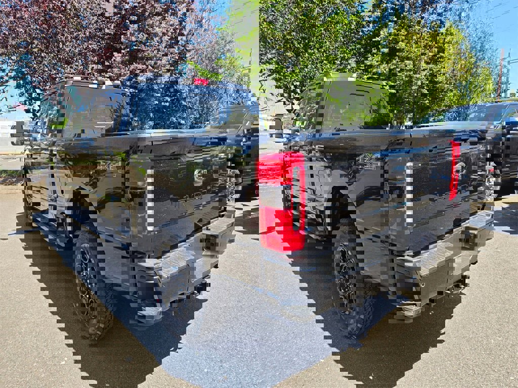 New 2025 Ford F350 Lariat w/ Lariat Ultimate Package image 7