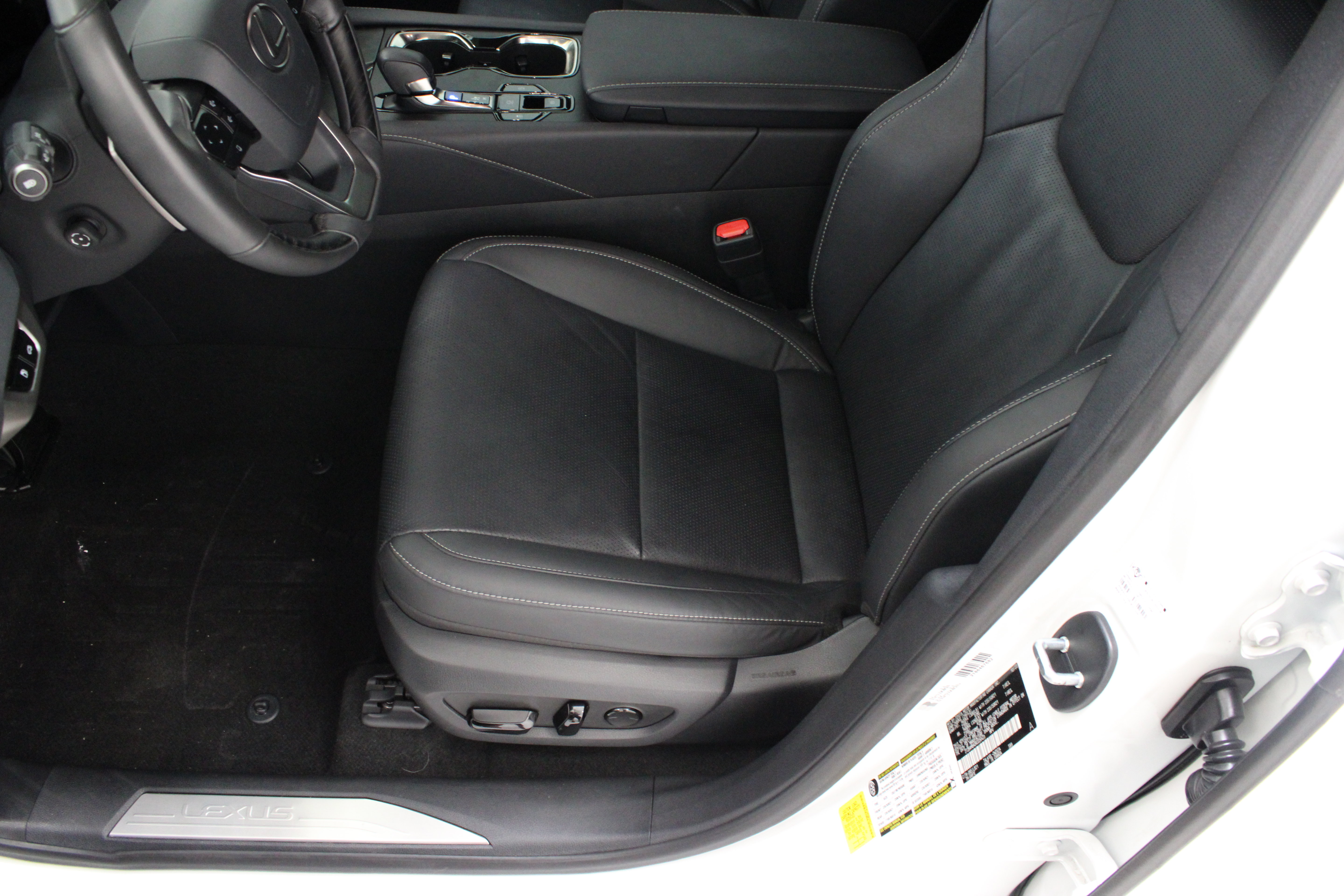 Used 2024 Lexus RX 350 Premium Plus w/ Convenience Package FWD image 15