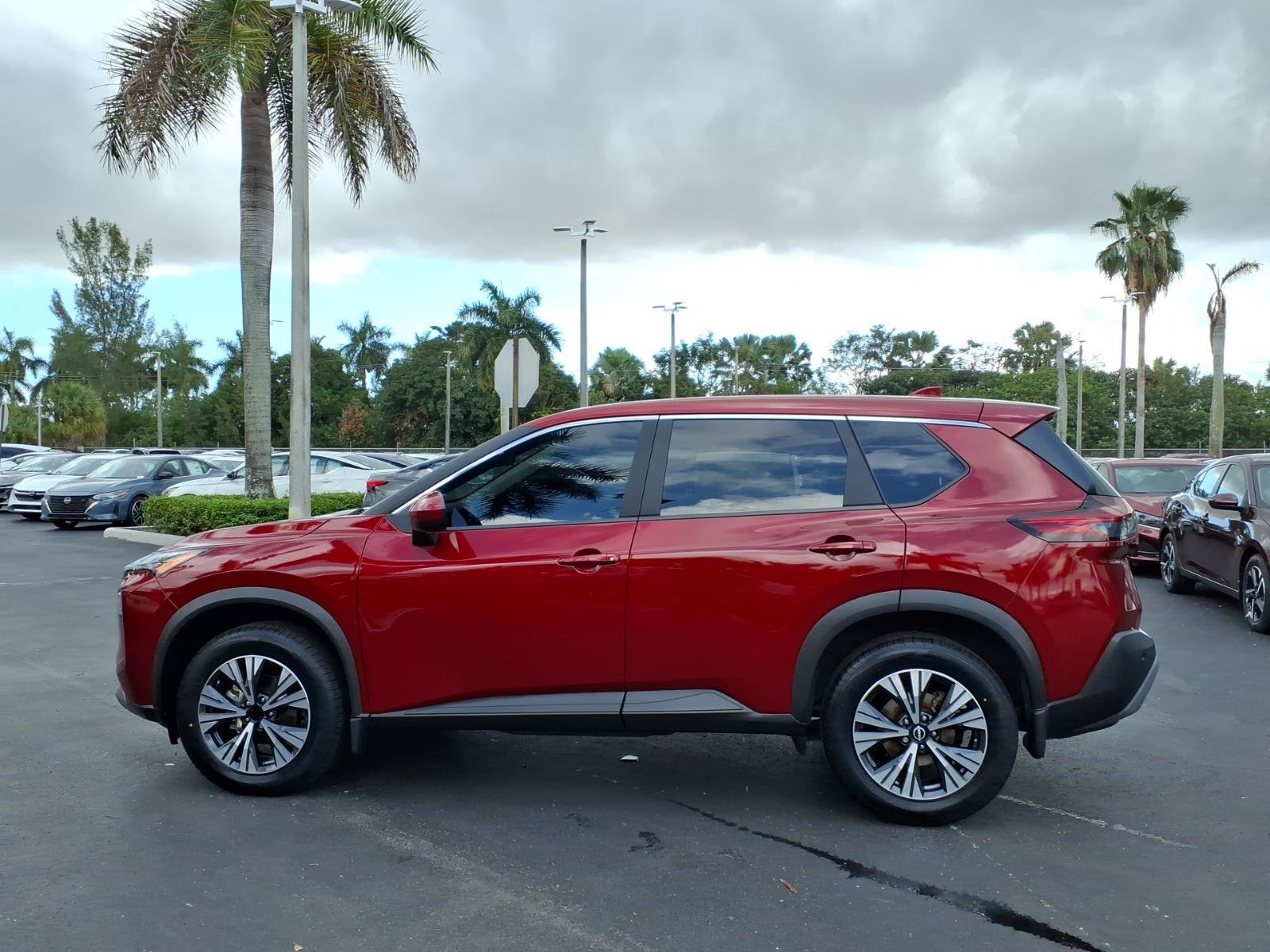 Certified 2023 Nissan Rogue SV image 2