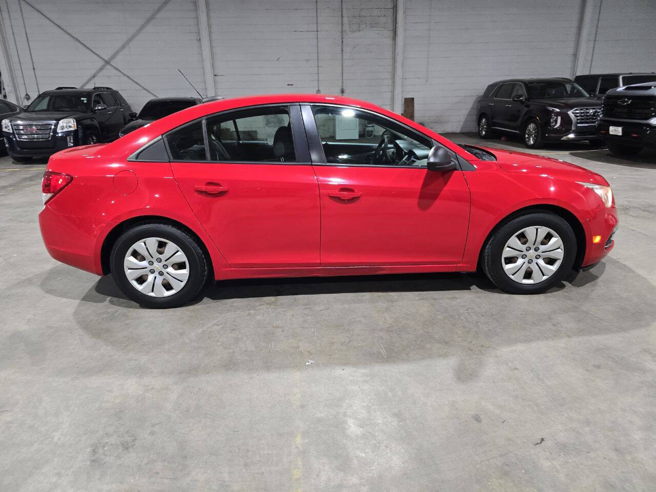 Used 2016 Chevrolet Cruze LS FWD image 16