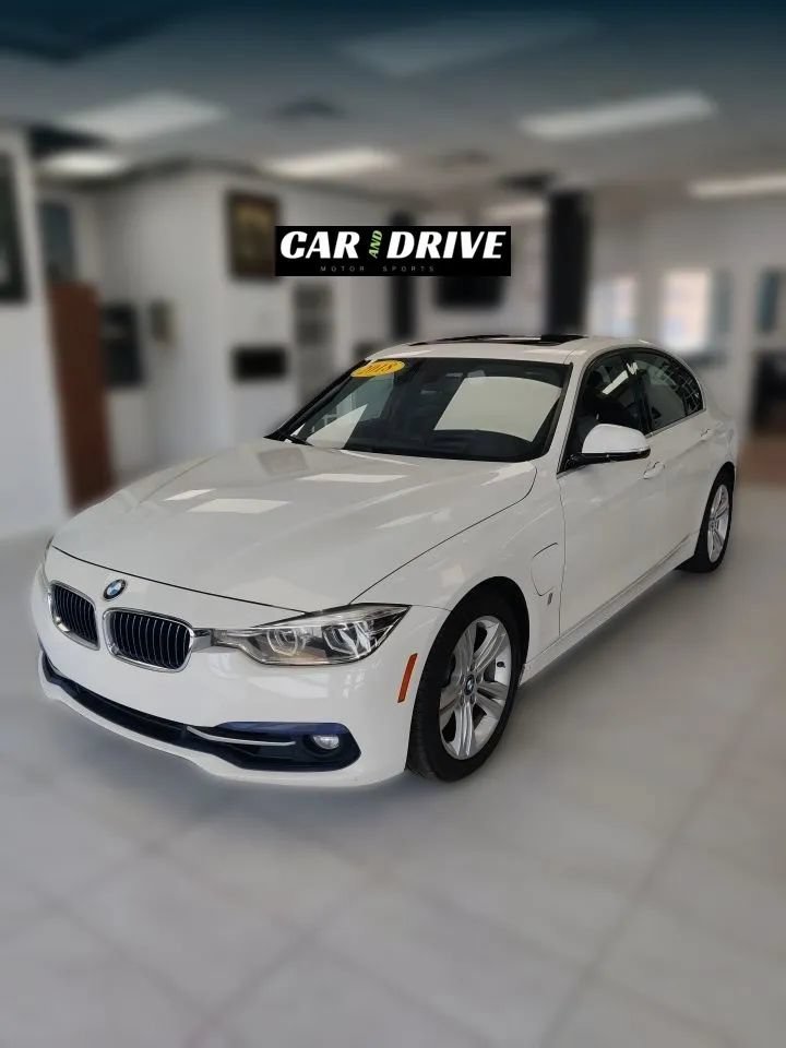 Used 2018 BMW 330e RWD image 1