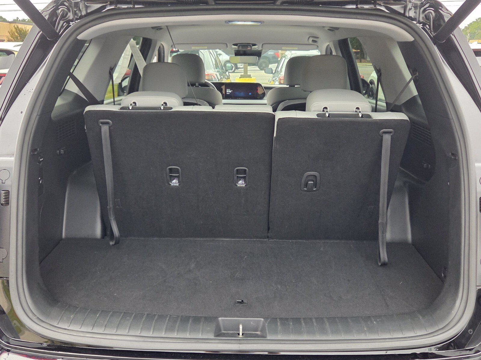 Certified 2025 Hyundai Palisade SEL FWD image 11