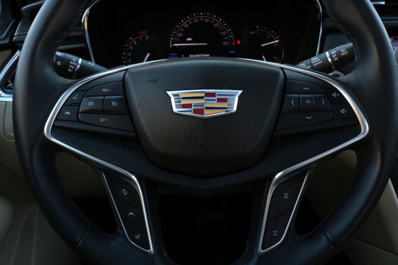 Used 2017 Cadillac XT5 Luxury w/ Driver Awareness Package FWD image 41