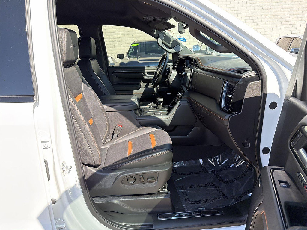Used 2025 GMC Sierra 1500 AT4 AWD/4WD image 27