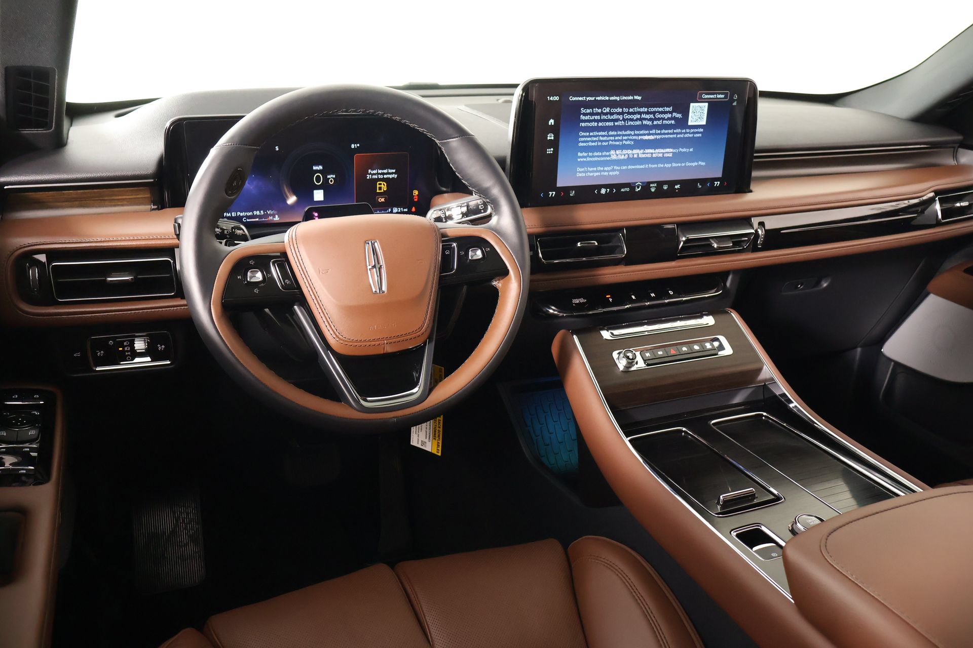 Used 2026 Lincoln Aviator Reserve AWD/4WD image 2