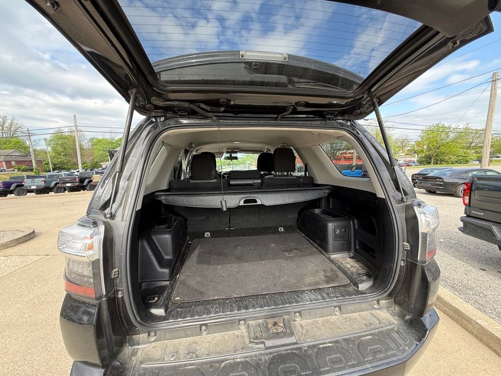 Used 2018 Toyota 4Runner SR5 image 25
