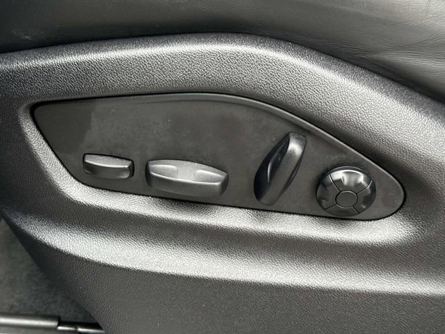 Used 2022 Porsche Cayenne Platinum Edition image 22