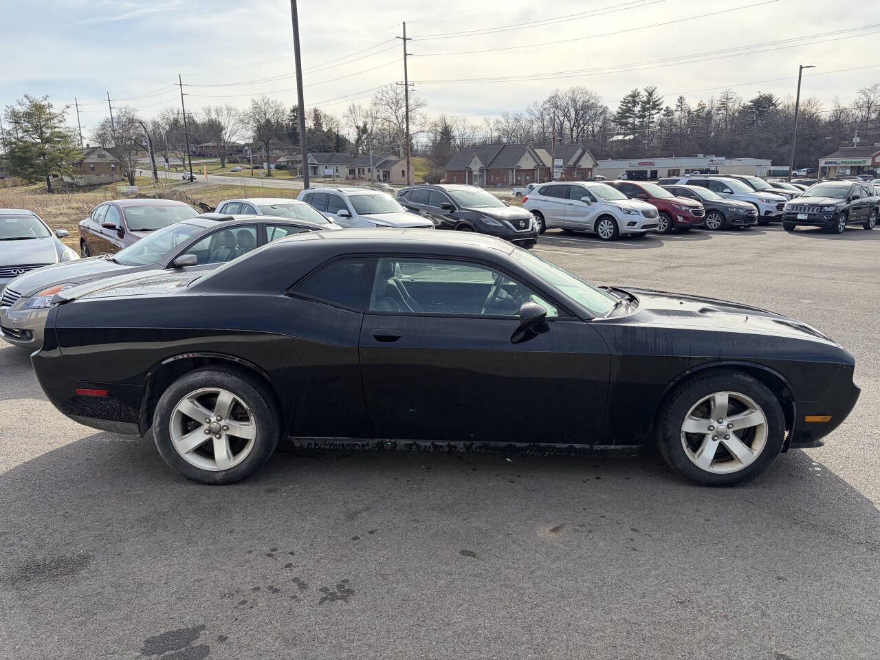 Used 2012 Dodge Challenger SXT w/ Sound Group RWD image 6