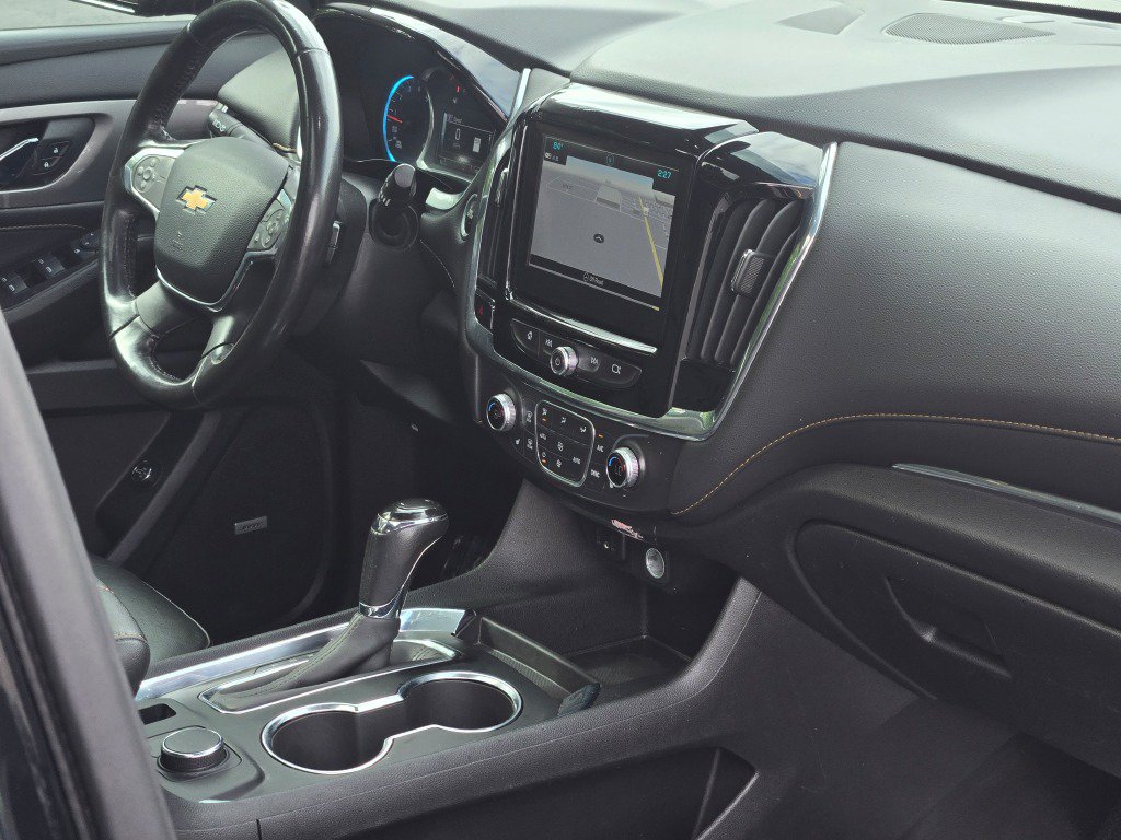 Certified 2019 Chevrolet Traverse LT w/ LT Premium Package FWD image 8