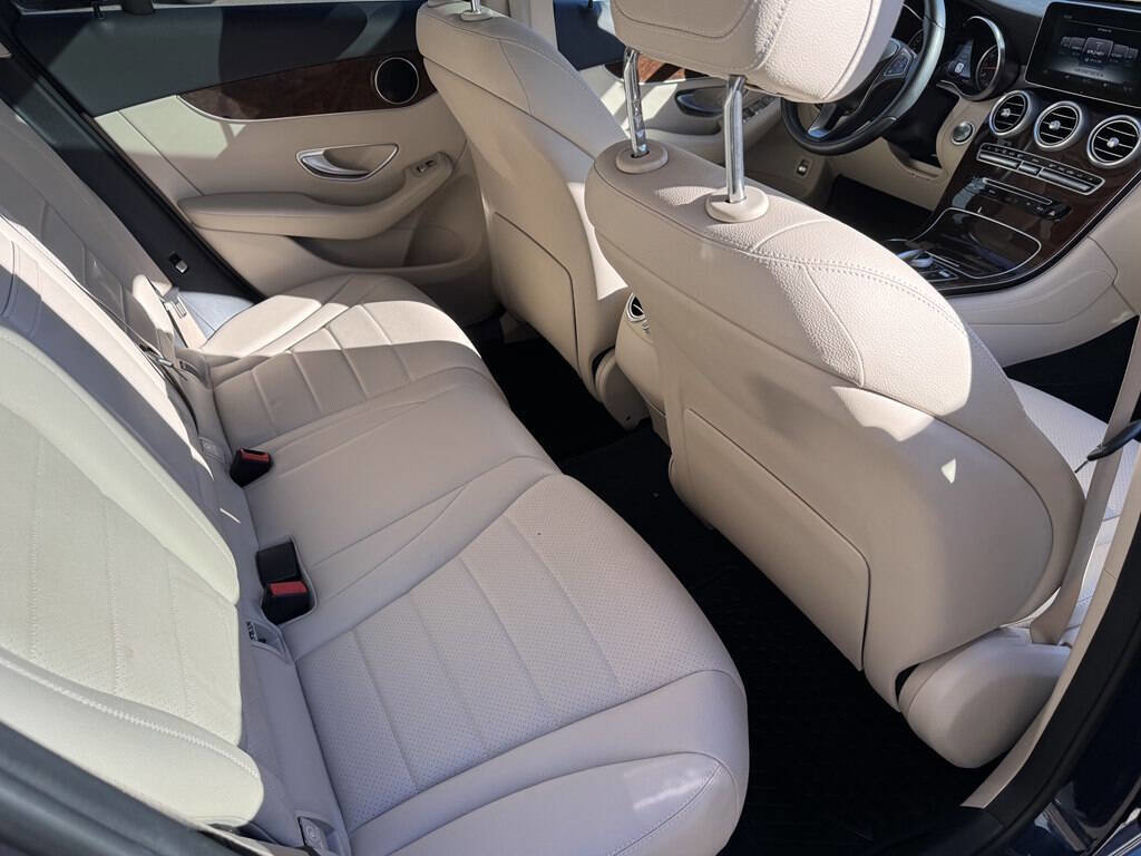 Used 2016 Mercedes-Benz GLC 300 w/ Multimedia Package image 16