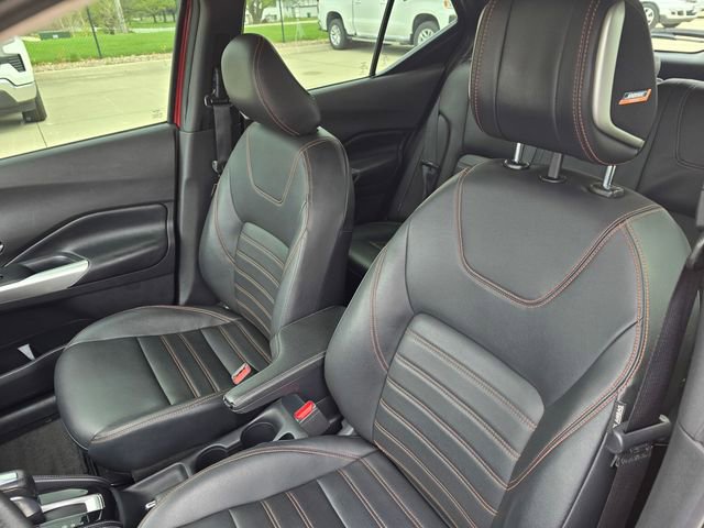 Used 2020 Nissan Kicks SR w/ SR Premium Package image 26