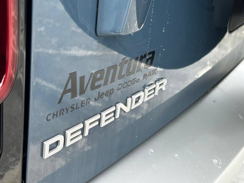 Used 2024 Land Rover Defender 110 S AWD/4WD image 52
