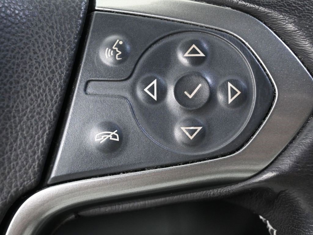 Used 2018 Chevrolet Silverado 1500 LT w/ All Star Edition image 17