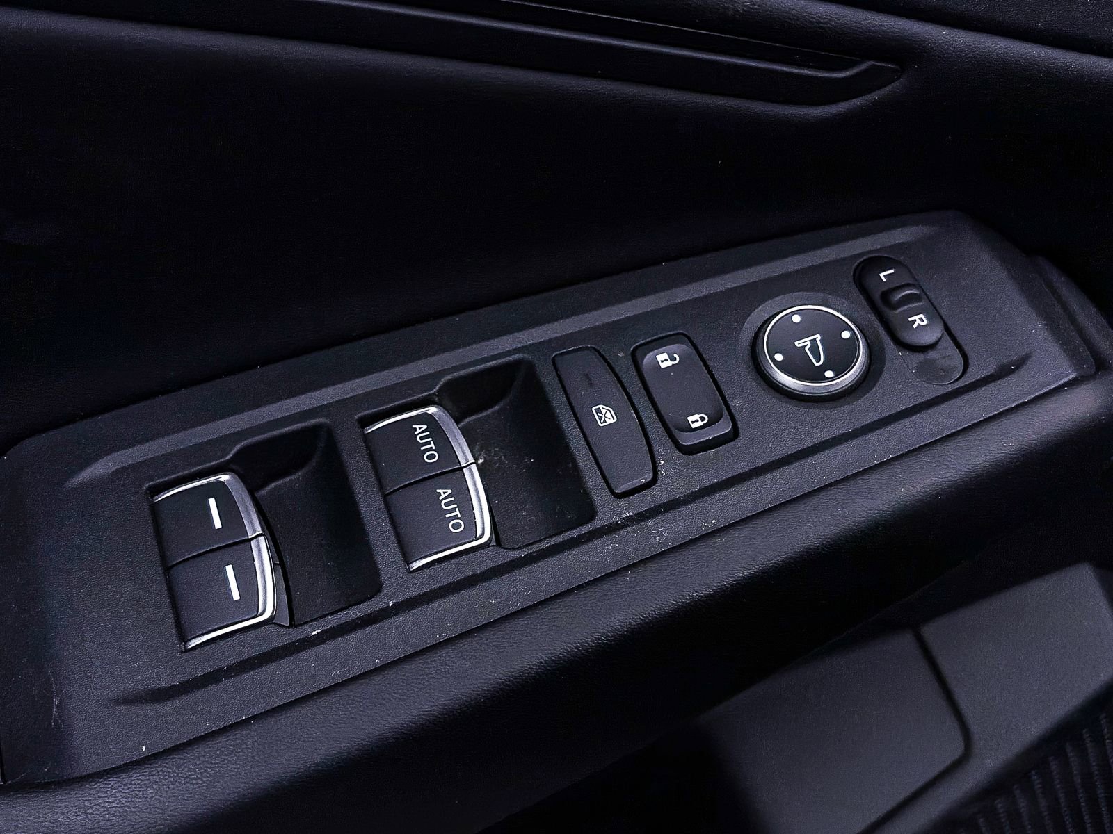 Used 2023 Honda Accord EX image 16