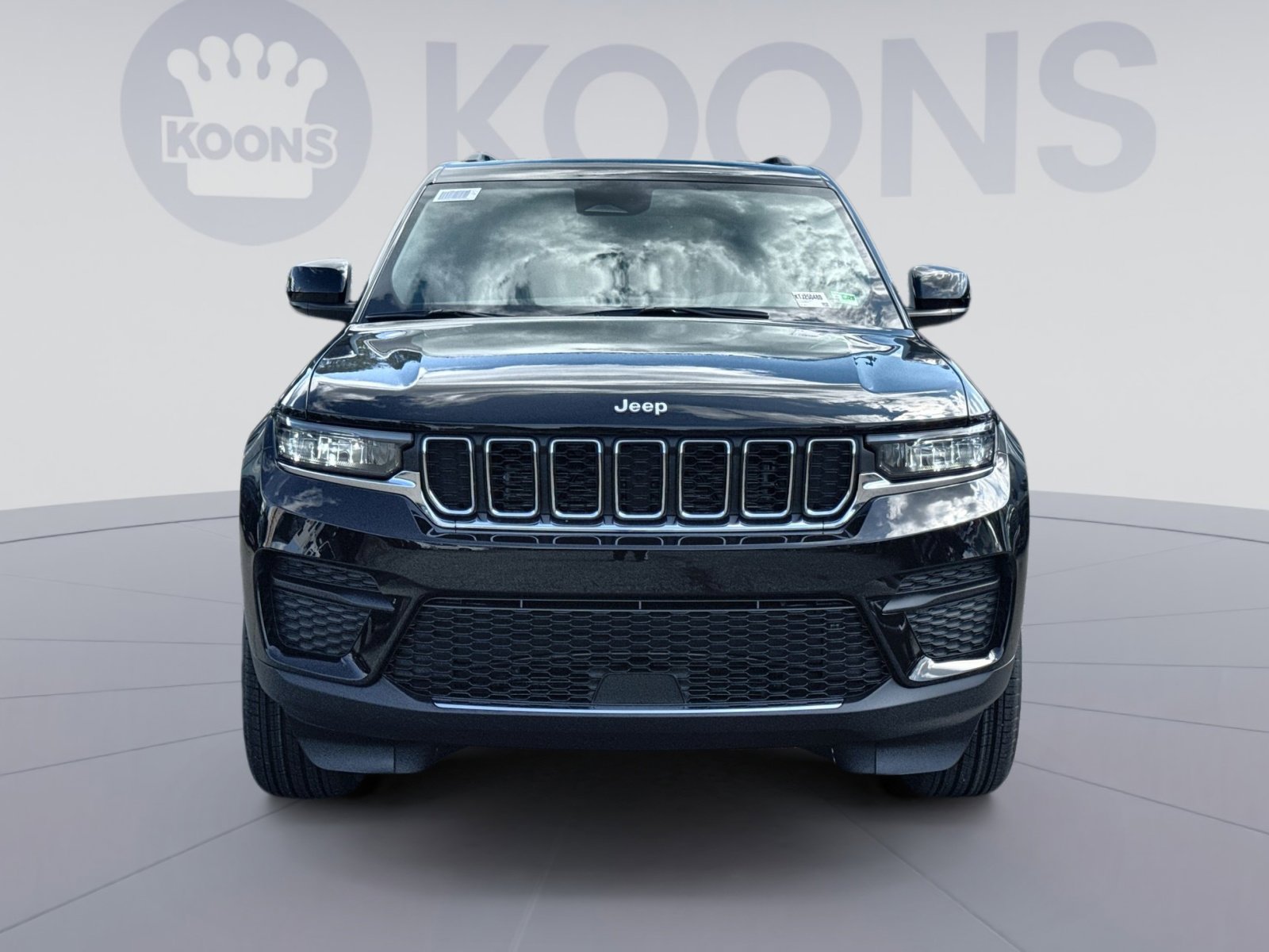 New 2025 Jeep Grand Cherokee Laredo X w/ Luxury Tech Group I image 11