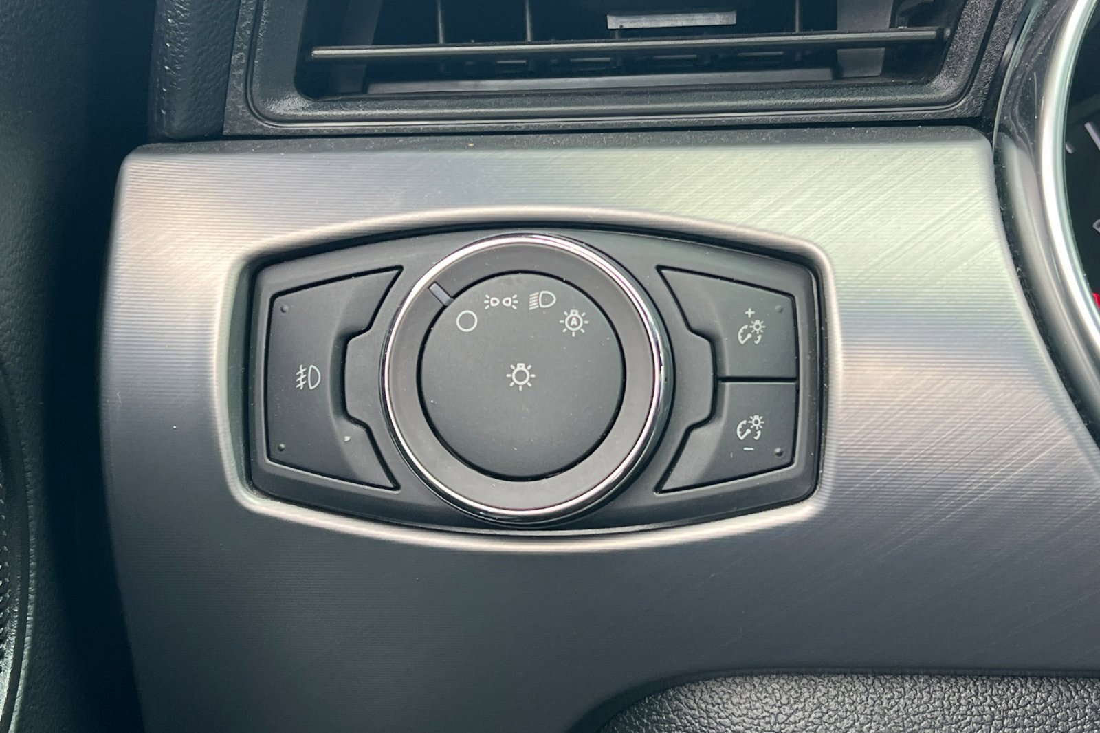 Used 2018 Ford Mustang GT Premium w/ Safe & Smart Package image 34