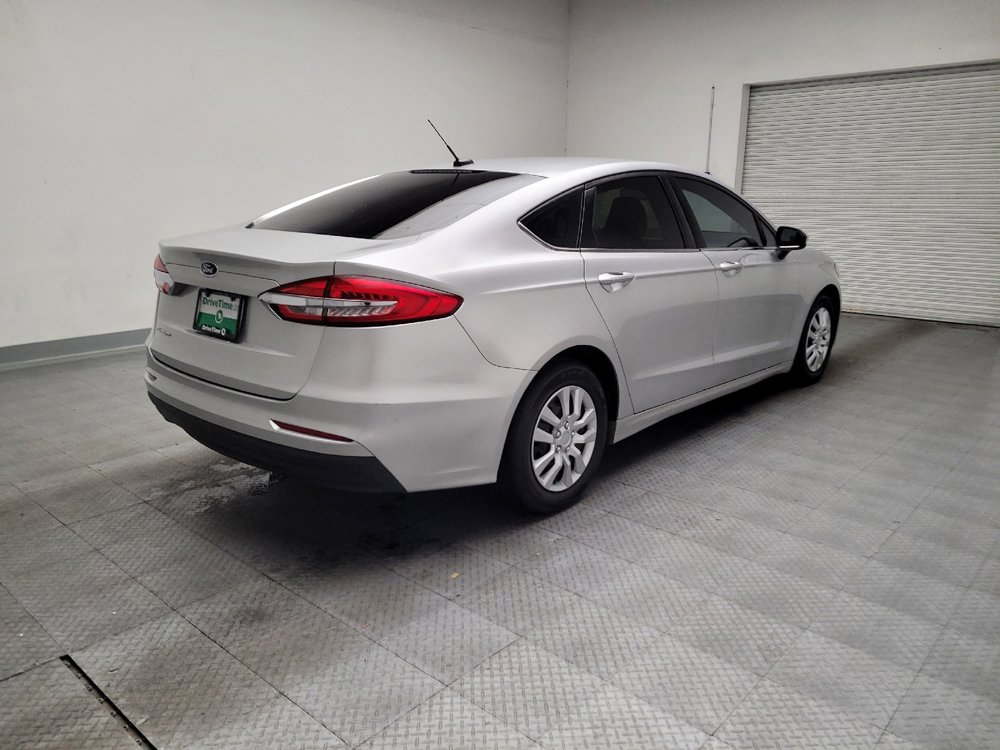Used 2019 Ford Fusion S image 9
