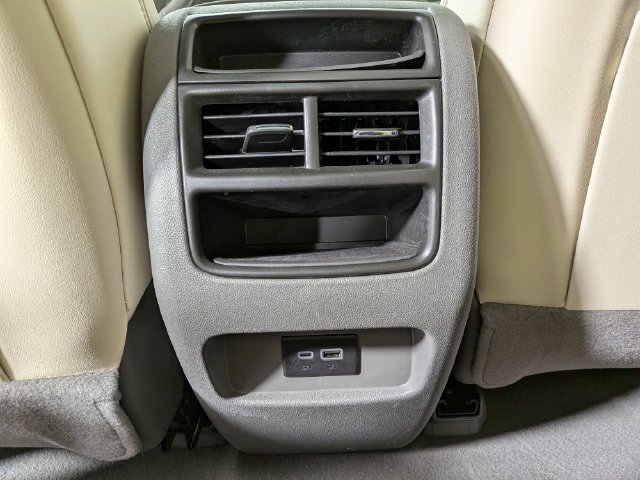 Used 2024 Cadillac XT5 Premium Luxury FWD image 46