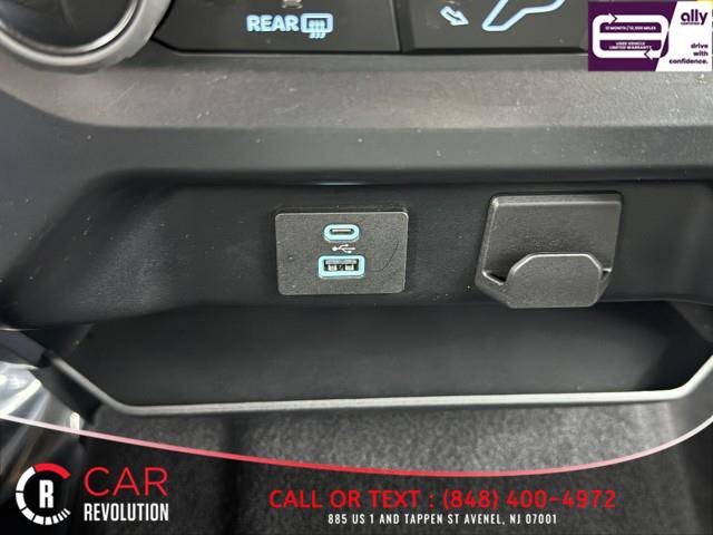 Used 2023 Ford F150 XLT image 38