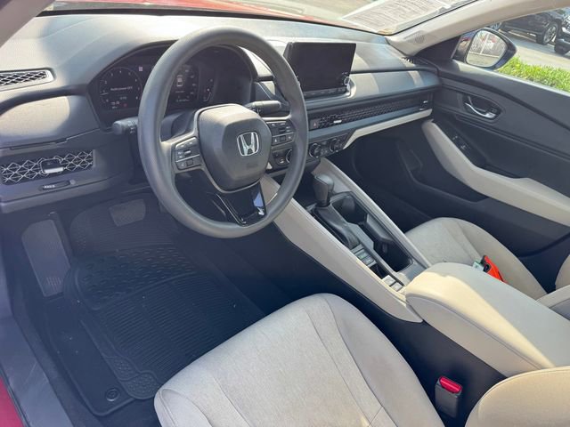 Used 2025 Honda Accord SE image 11