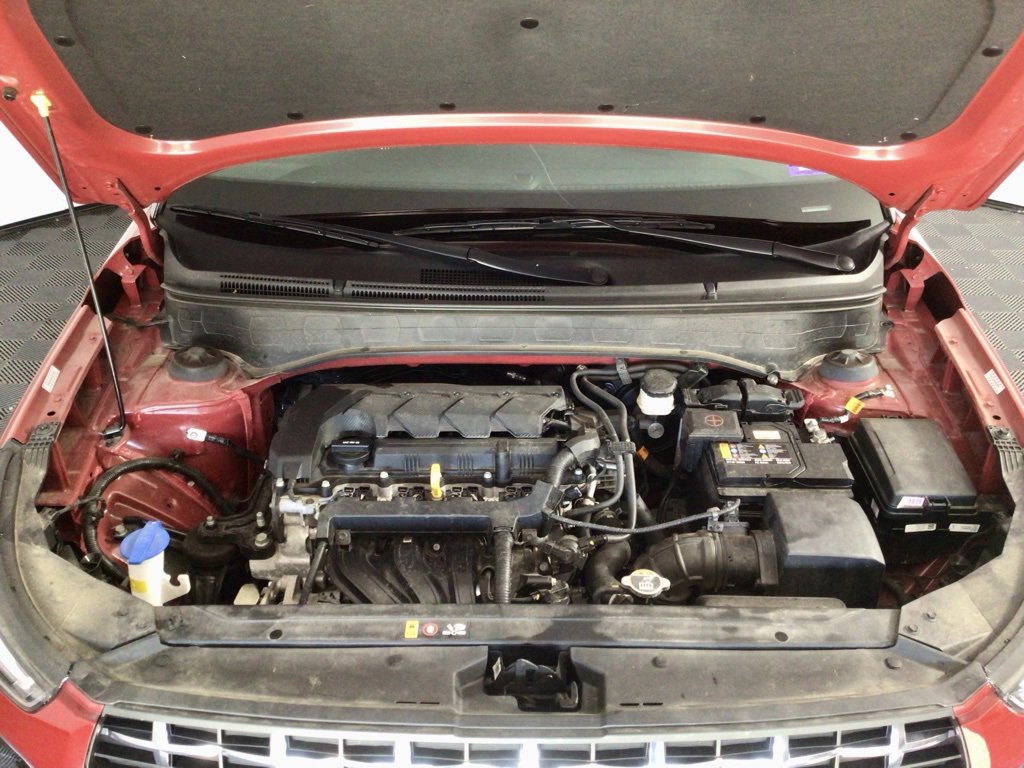 Used 2023 Hyundai Venue Limited w/ Cargo Package image 7