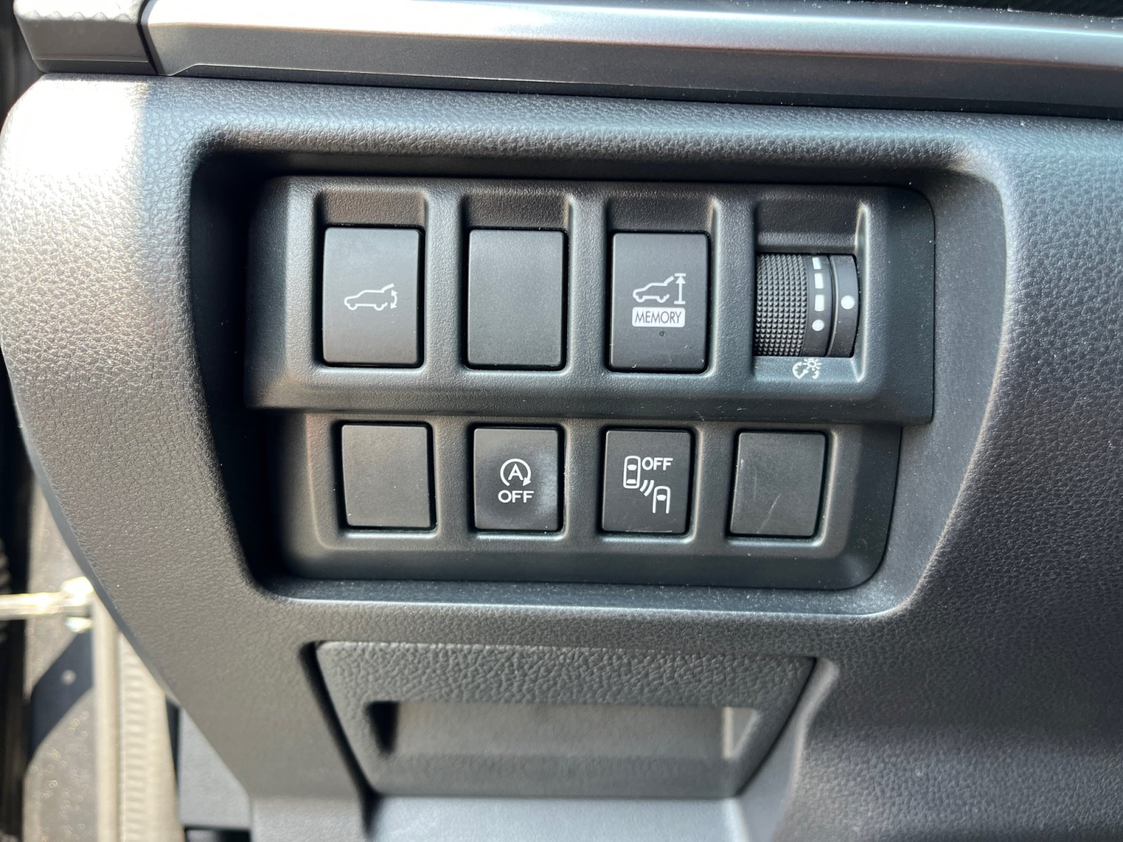 Used 2019 Subaru Forester Premium AWD/4WD image 22