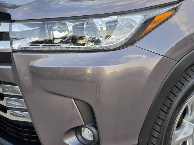 Used 2019 Toyota Highlander Limited AWD/4WD image 6