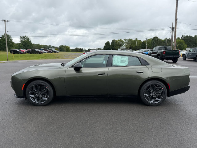 New 2027 Dodge Charger R/T AWD/4WD image 2