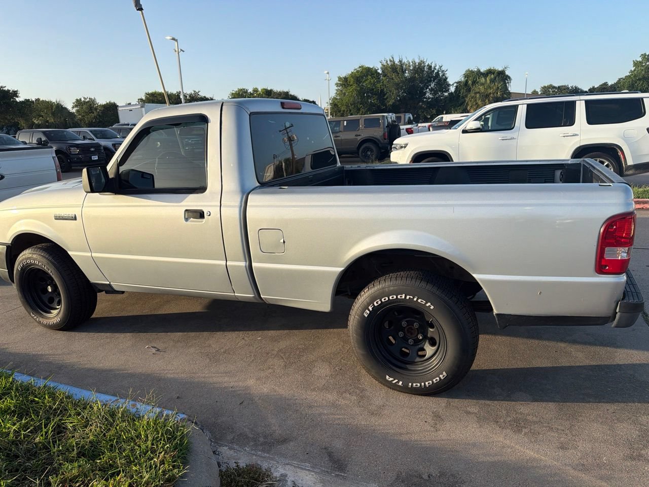 Used 2010 Ford Ranger XL RWD image 5
